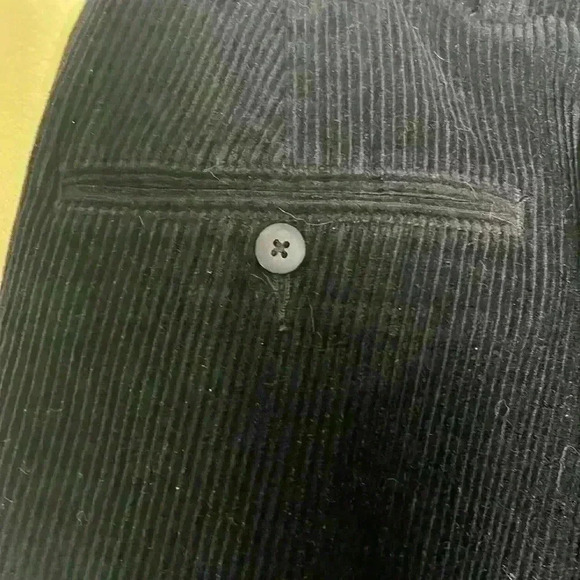 Men’s black corduroy JOS.A. Bank. - Picture 3 of 7